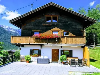 Ferienwohnung für 4 Personen (68 m²) in Steinberg am Rofan 1/10