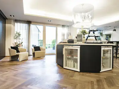 022_hotel legenda╠êr_c_miriamraneburger