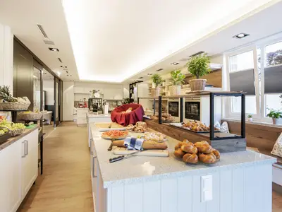 021_hotel legenda╠êr_c_miriamraneburger