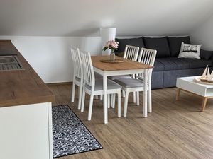 23663902-Ferienwohnung-3-Steinhude-300x225-2