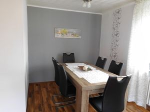 22423875-Ferienwohnung-5-Steinwiesen-300x225-5