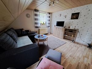 23498776-Ferienwohnung-3-Steinwiesen-300x225-3