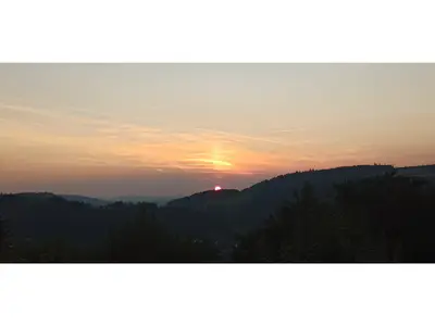 Sonnenuntergang Biergarten Gasthof Bauernhannla ca. 9km