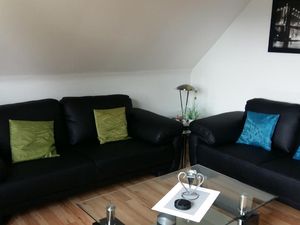 18717114-Ferienwohnung-4-Stelle-300x225-0