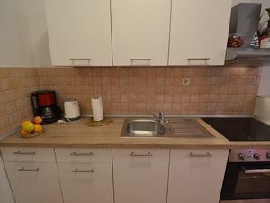 23916995-Ferienwohnung-4-Stobreč-300x225-5