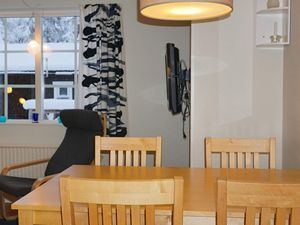 23327765-Ferienwohnung-4-Stöten-300x225-4