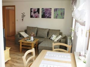 23363318-Ferienwohnung-3-Stolpen-300x225-2