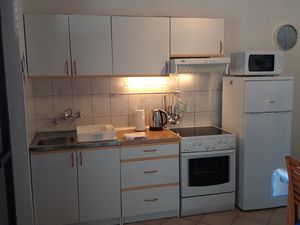 23931164-Ferienwohnung-4-Stomorska-300x225-4