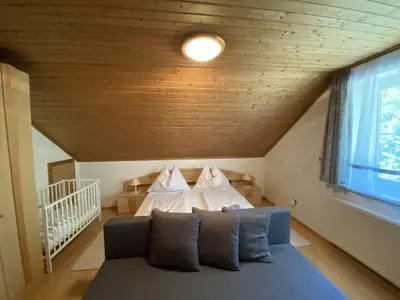 Schlafzimmer OG