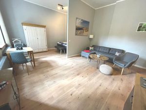 23469623-Ferienwohnung-2-Stralsund-300x225-1