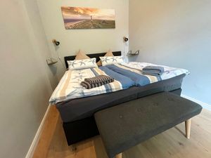 23469623-Ferienwohnung-2-Stralsund-300x225-5