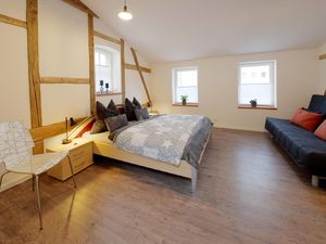 23325366-Ferienwohnung-6-Stralsund-300x225-4