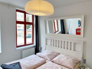 24006568-Ferienwohnung-4-Stralsund-300x225-3