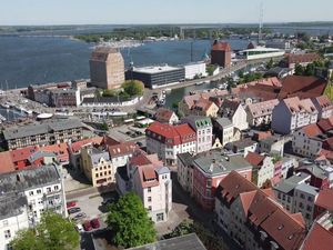 24006569-Ferienwohnung-4-Stralsund-300x225-5