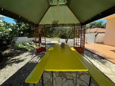 Ferienwohnung für 4 Personen (46 m²) in Stranici 3/10