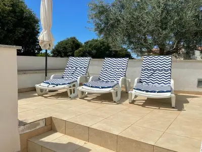 PoolOfHouse