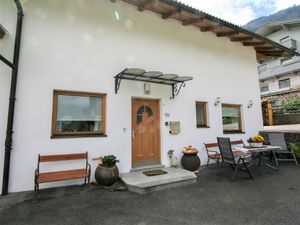 23855483-Ferienwohnung-8-Strass im Zillertal-300x225-0