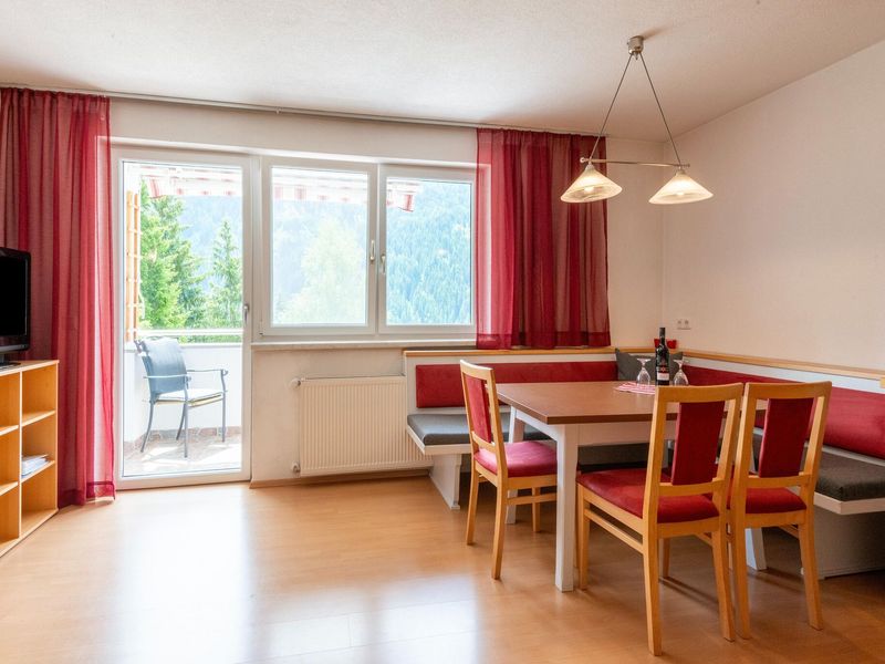 19337040-Ferienwohnung-5-Strengen-800x600-2