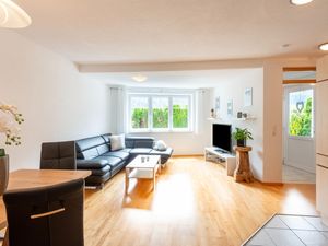 19337037-Ferienwohnung-4-Strengen-300x225-5