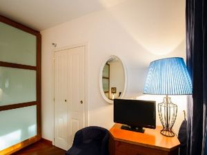 23363129-Ferienwohnung-5-Stresa-300x225-5