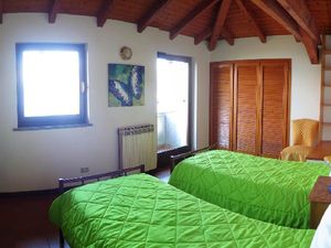 23362826-Ferienwohnung-5-Stresa-300x225-5