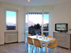 23318610-Ferienwohnung-6-Stresa-300x225-4