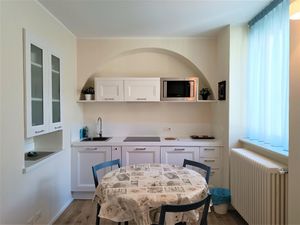 23897489-Ferienwohnung-3-Stresa-300x225-1