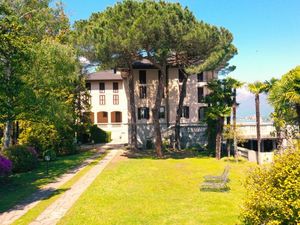 23668196-Ferienwohnung-6-Stresa-300x225-3