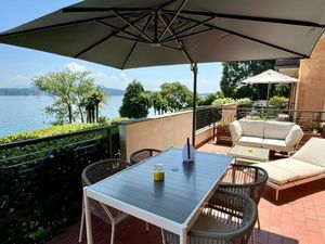 24046521-Ferienwohnung-2-Stresa-300x225-0