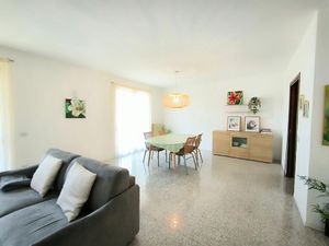 24049666-Ferienwohnung-6-Stresa-300x225-5