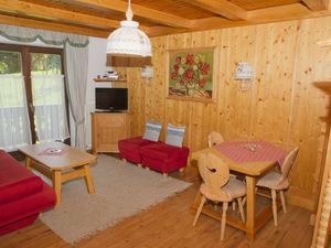 23530327-Ferienwohnung-4-Strobl-300x225-2