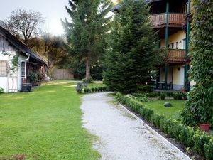 21479079-Ferienwohnung-3-Strobl-300x225-4