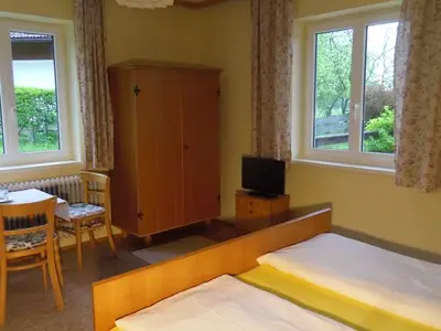 Ferienwohnung für 2 Personen (12 m²) in Strobl 8/10