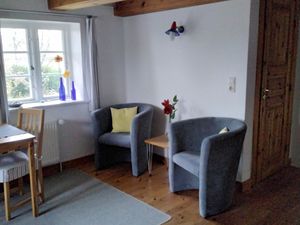 1651894-Ferienwohnung-2-Struckum-300x225-4