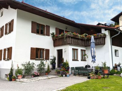 Außenseite Ferienhaus [Sommer]