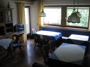 24034866-Ferienwohnung-3-Stumm im Zillertal-300x225-5