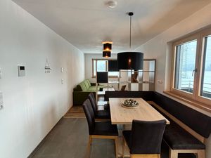 23587723-Ferienwohnung-6-Stumm im Zillertal-300x225-0