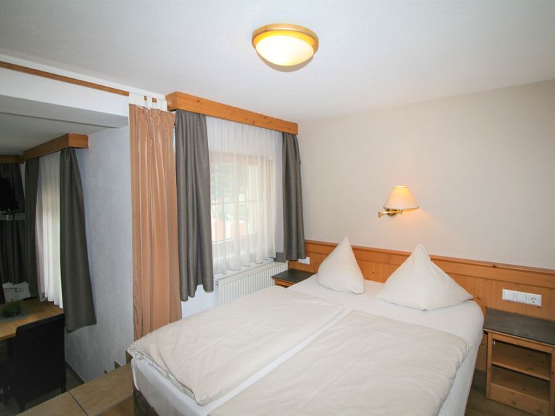 23846984-Ferienwohnung-4-Stumm im Zillertal-800x600-2