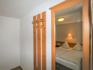 23846984-Ferienwohnung-4-Stumm im Zillertal-300x225-5