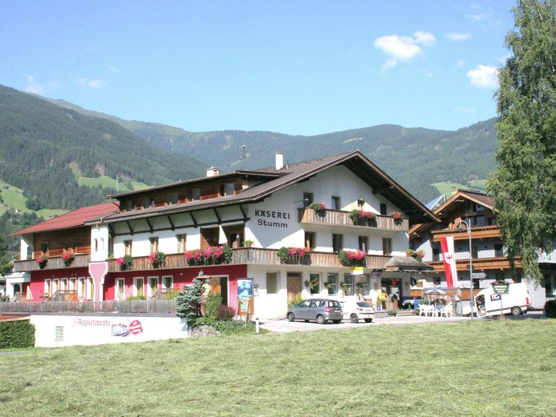 19391733-Ferienwohnung-4-Stumm im Zillertal-800x600-2