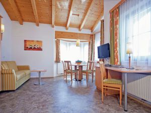 19336540-Ferienwohnung-6-Stumm im Zillertal-300x225-2