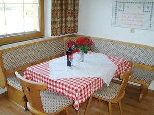 23822489-Ferienwohnung-6-Stumm im Zillertal-300x225-1