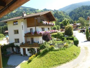 24035054-Ferienwohnung-8-Stumm im Zillertal-300x225-2