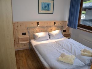 24035055-Ferienwohnung-6-Stumm im Zillertal-300x225-4