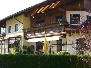 24035074-Ferienwohnung-4-Stumm im Zillertal-300x225-2