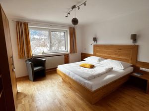 24035076-Ferienwohnung-6-Stumm im Zillertal-300x225-3