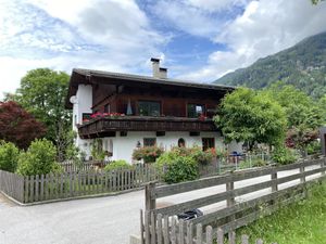 24035076-Ferienwohnung-6-Stumm im Zillertal-300x225-5