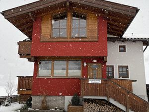 24035149-Ferienwohnung-5-Stumm im Zillertal-300x225-1