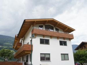 24035200-Ferienwohnung-8-Stumm im Zillertal-300x225-1