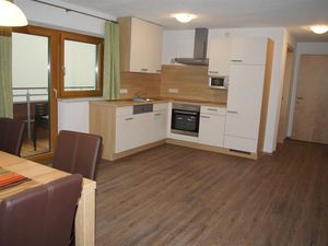 24035200-Ferienwohnung-8-Stumm im Zillertal-300x225-5